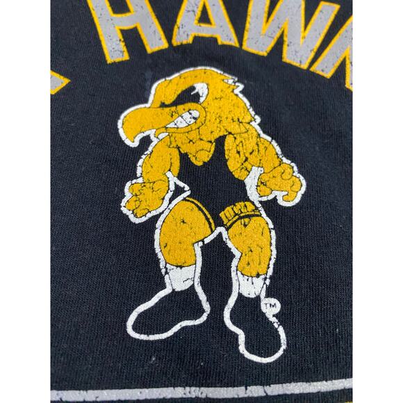 University of Iowa Tank Top Men’s XL Black Yellow Champion Sleeveless Hawkeyes - Picture 8 of 9